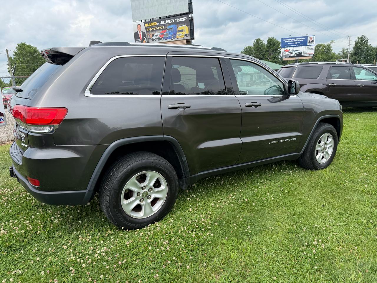 Jeep Grand Cherokee Laredo 4WD 2015