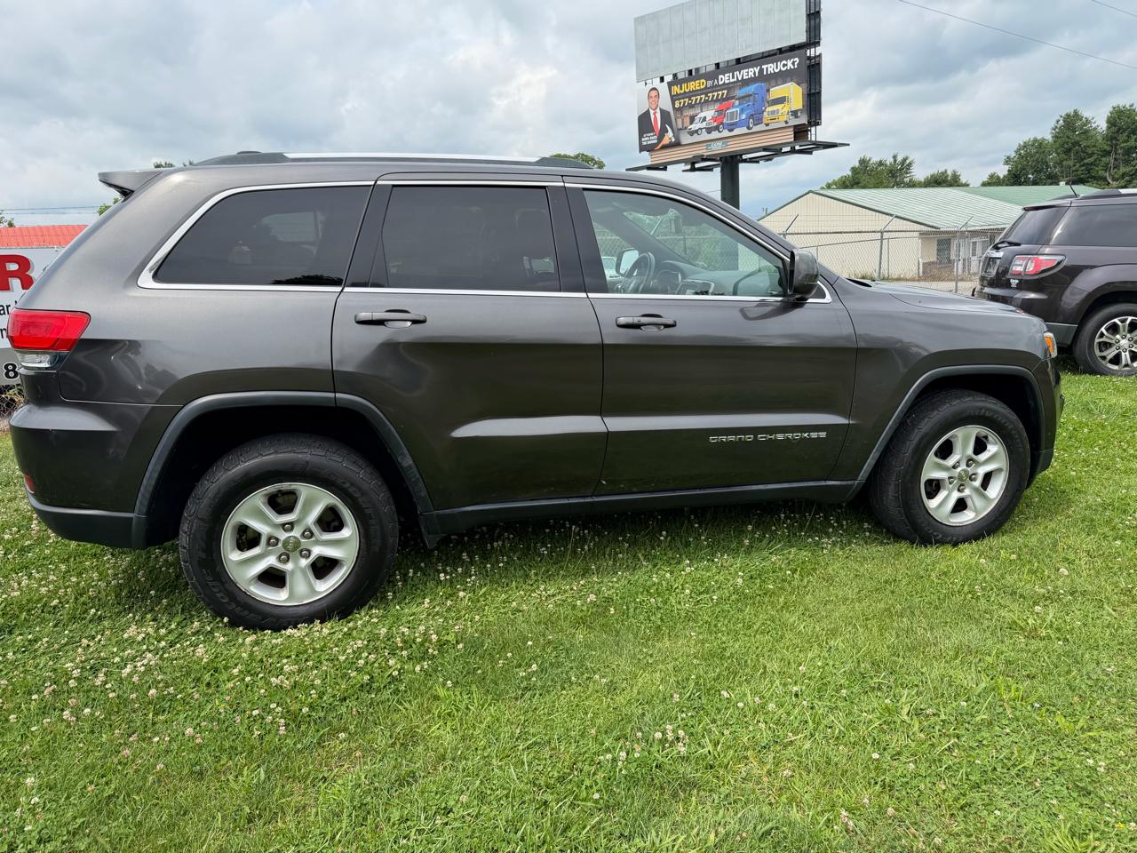 Jeep Grand Cherokee Laredo 4WD 2015