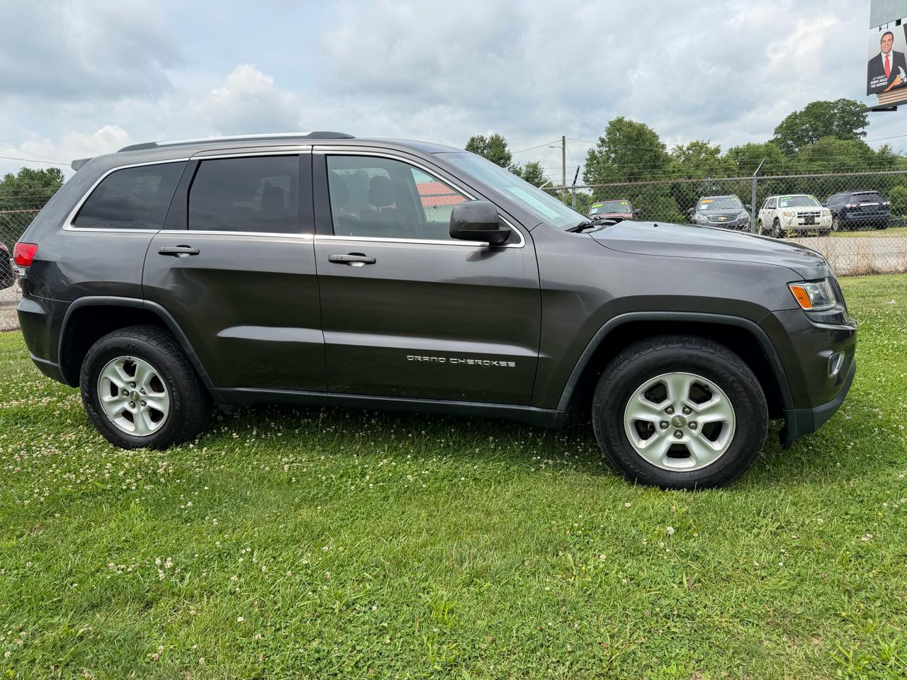 Jeep Grand Cherokee Laredo 4WD 2015