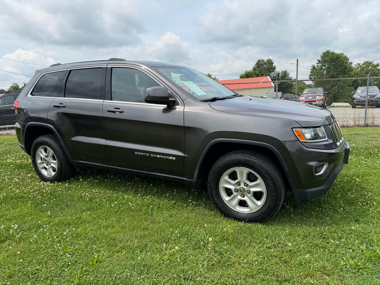 Jeep Grand Cherokee Laredo 4WD 2015