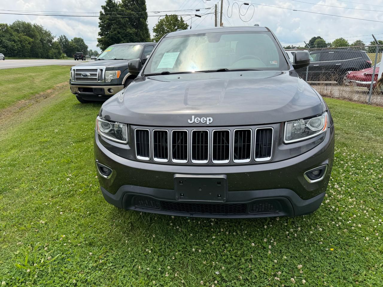 Jeep Grand Cherokee Laredo 4WD 2015