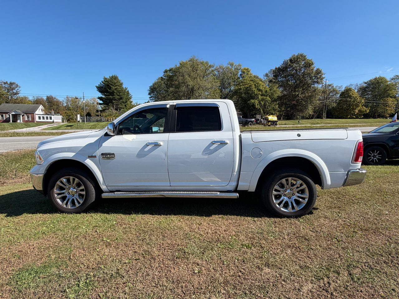 RAM 1500 Laramie Longhorn Edition Crew Cab SWB 4WD 2014