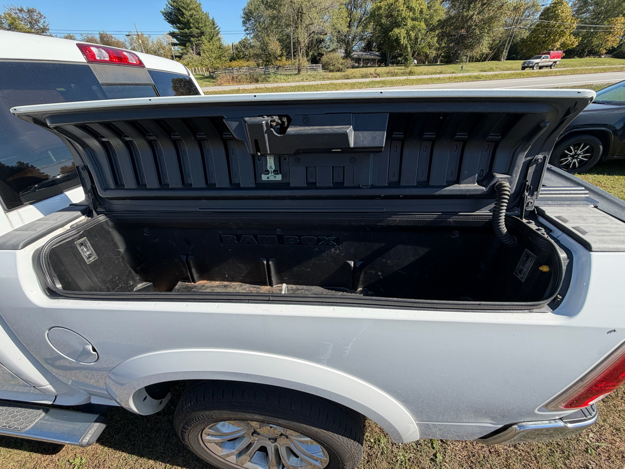 RAM 1500 Laramie Longhorn Edition Crew Cab SWB 4WD 2014