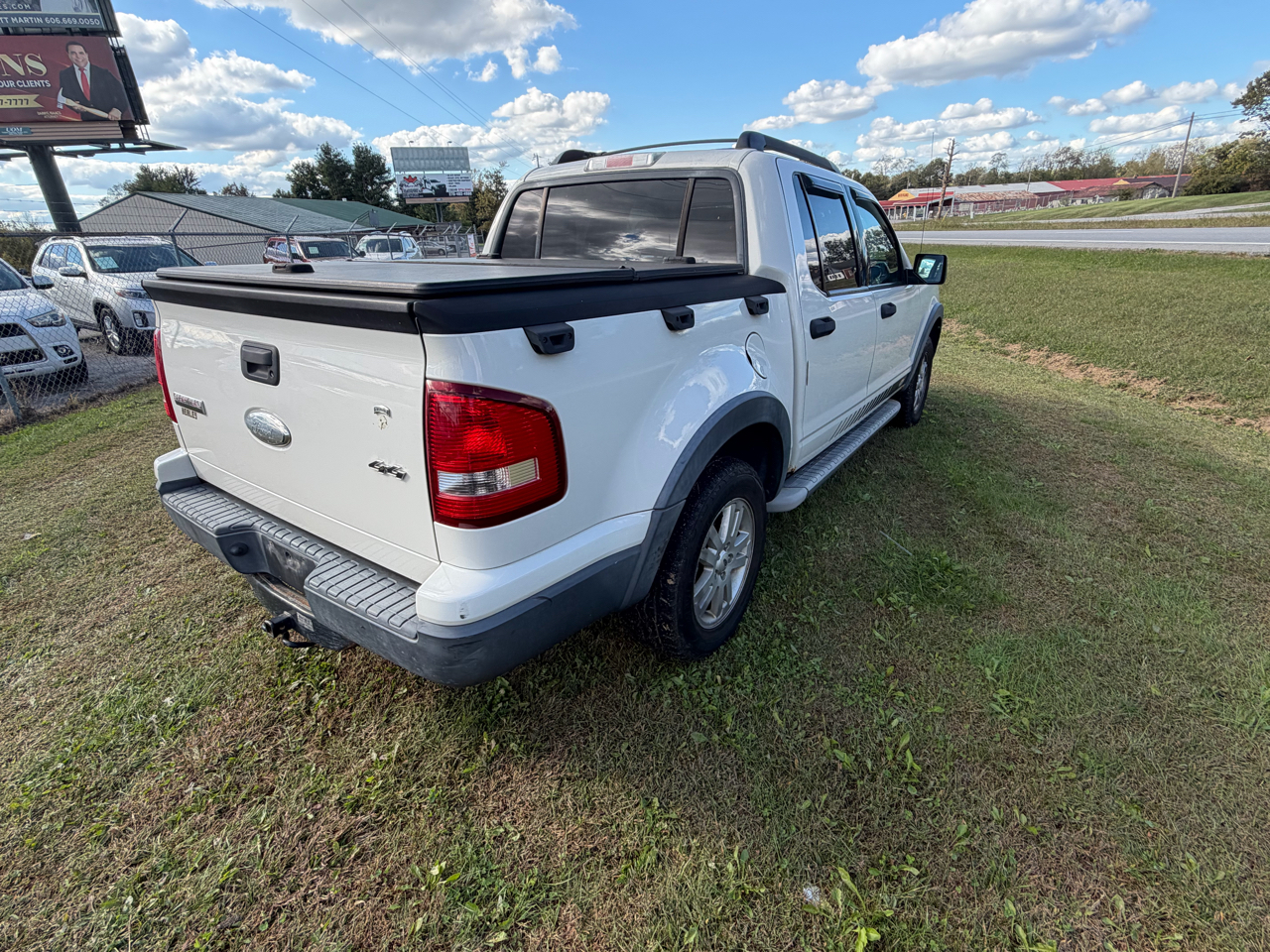 Ford Explorer Sport Trac XLT 4.0L 4WD 2008