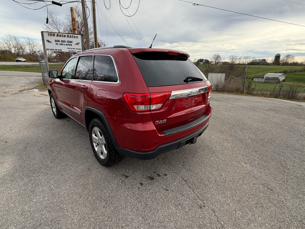 Jeep Grand Cherokee Laredo 4WD 2011