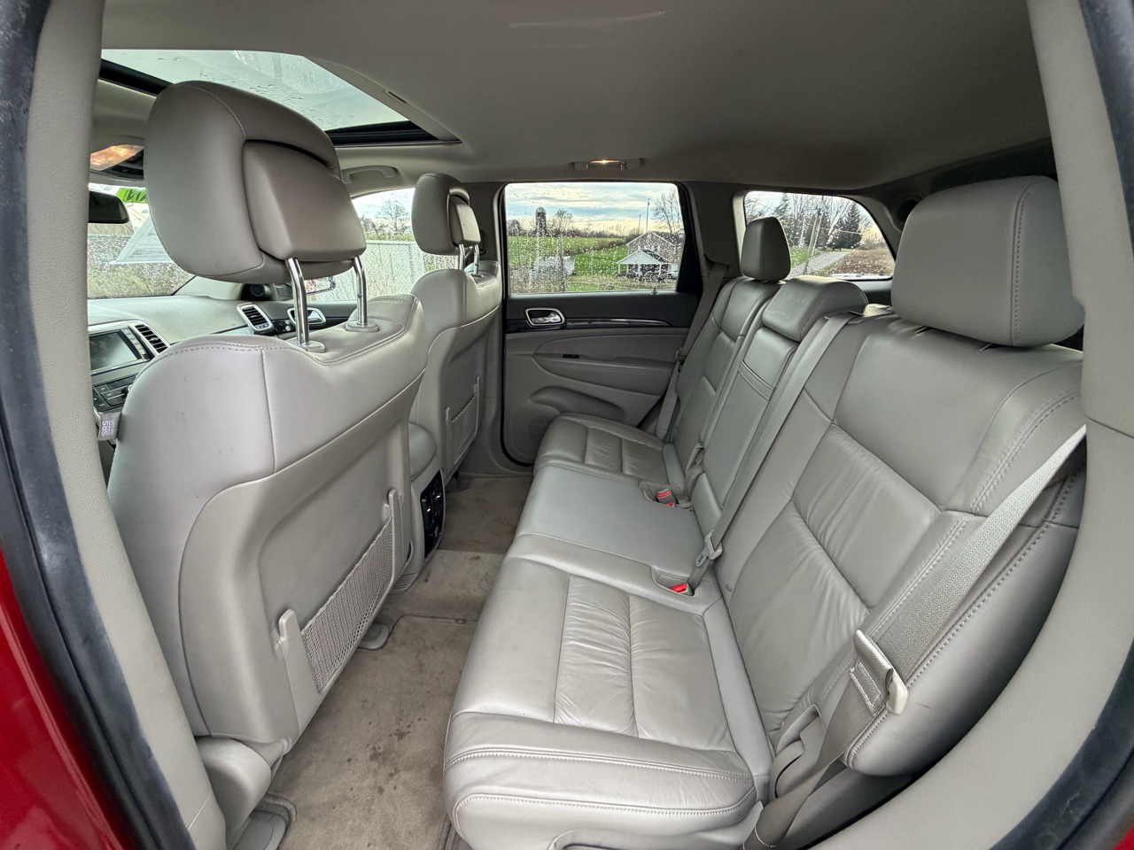 Jeep Grand Cherokee Laredo 4WD 2011