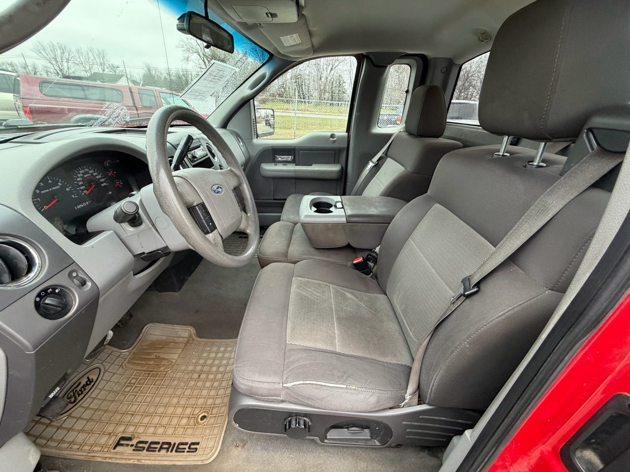 Ford F-150 XLT Long Bed 2WD 2006