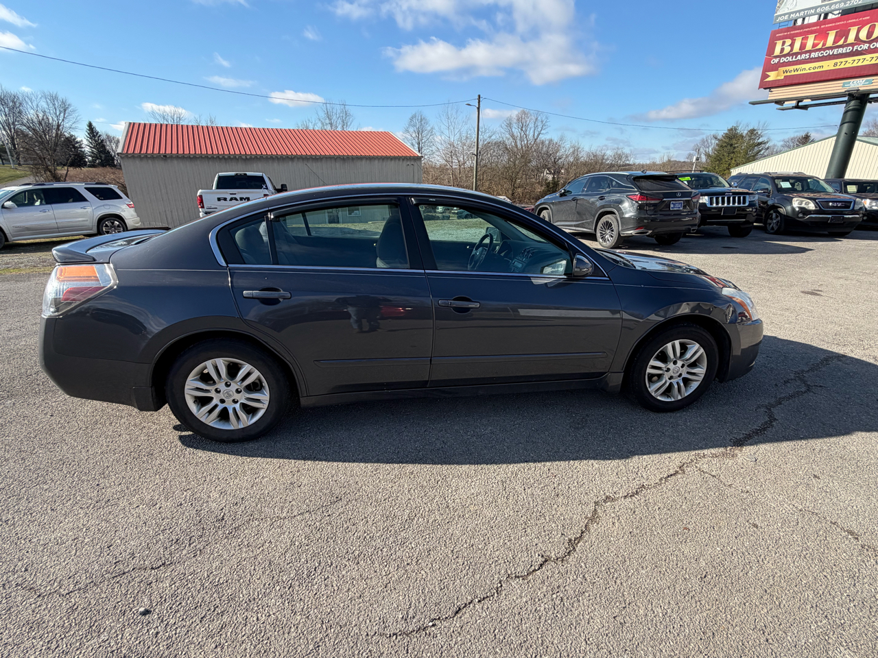 Nissan Altima 2.5 S 2012