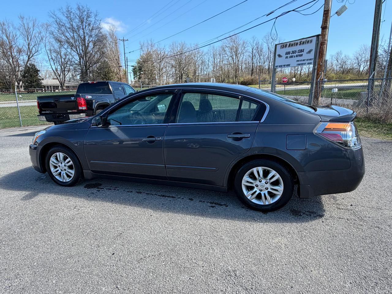 Nissan Altima 2.5 S 2012