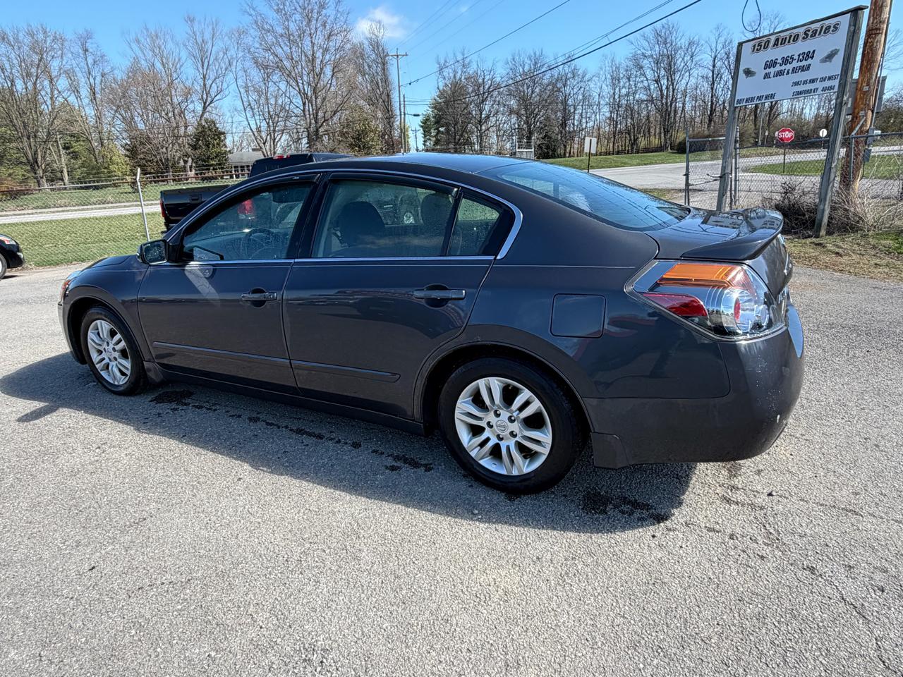 Nissan Altima 2.5 S 2012