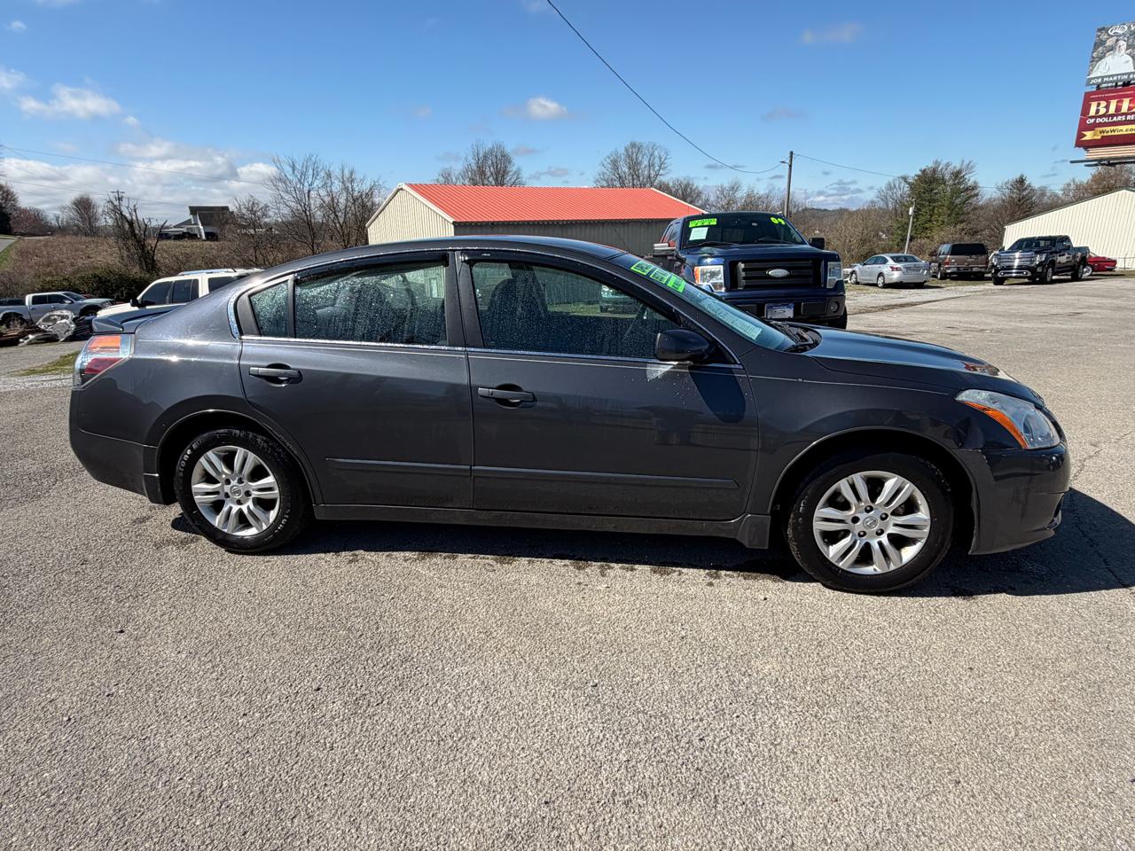 Nissan Altima 2.5 S 2012