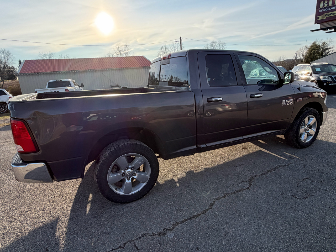 RAM 1500 Big Horn 4x4 Quad Cab 6'4" Box 2015