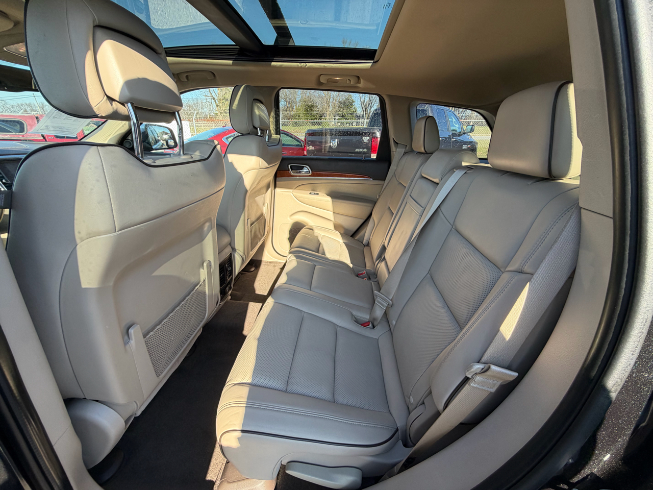 Jeep Grand Cherokee Overland 4WD 2011