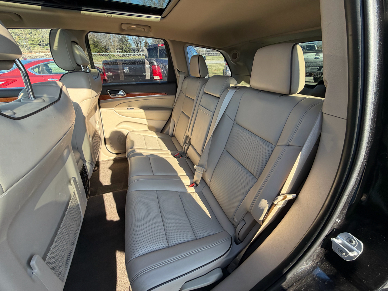 Jeep Grand Cherokee Overland 4WD 2011