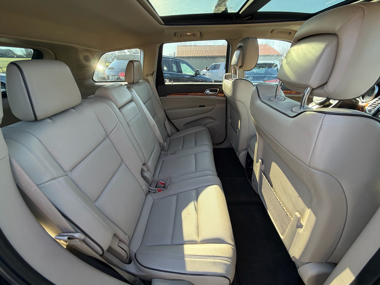 Jeep Grand Cherokee Overland 4WD 2011