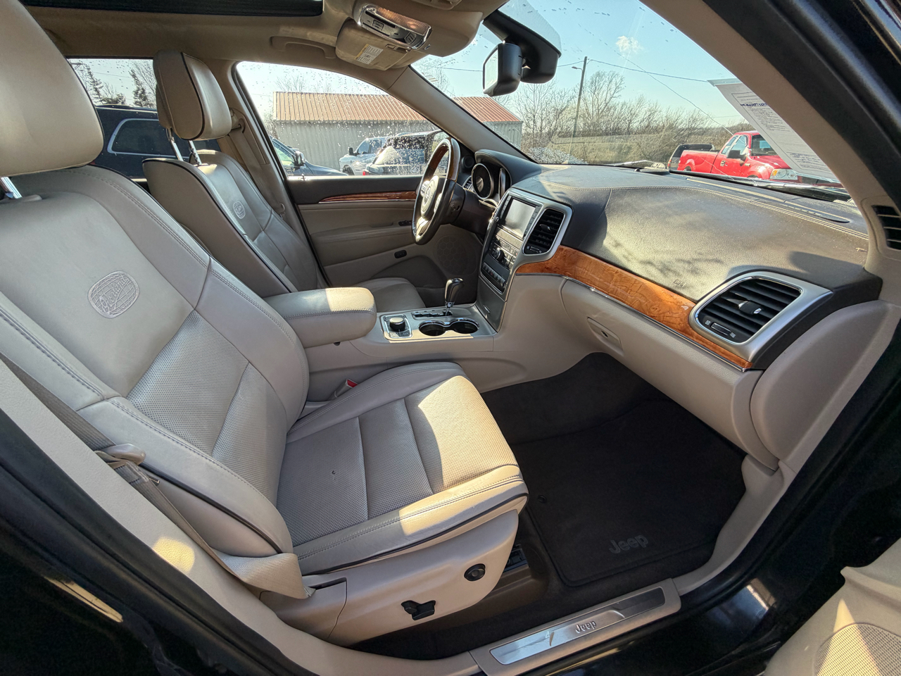 Jeep Grand Cherokee Overland 4WD 2011