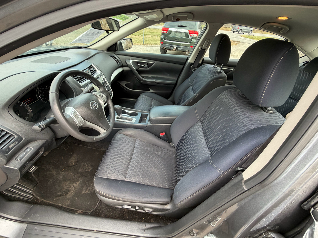 Nissan Altima 2.5 SV 2017