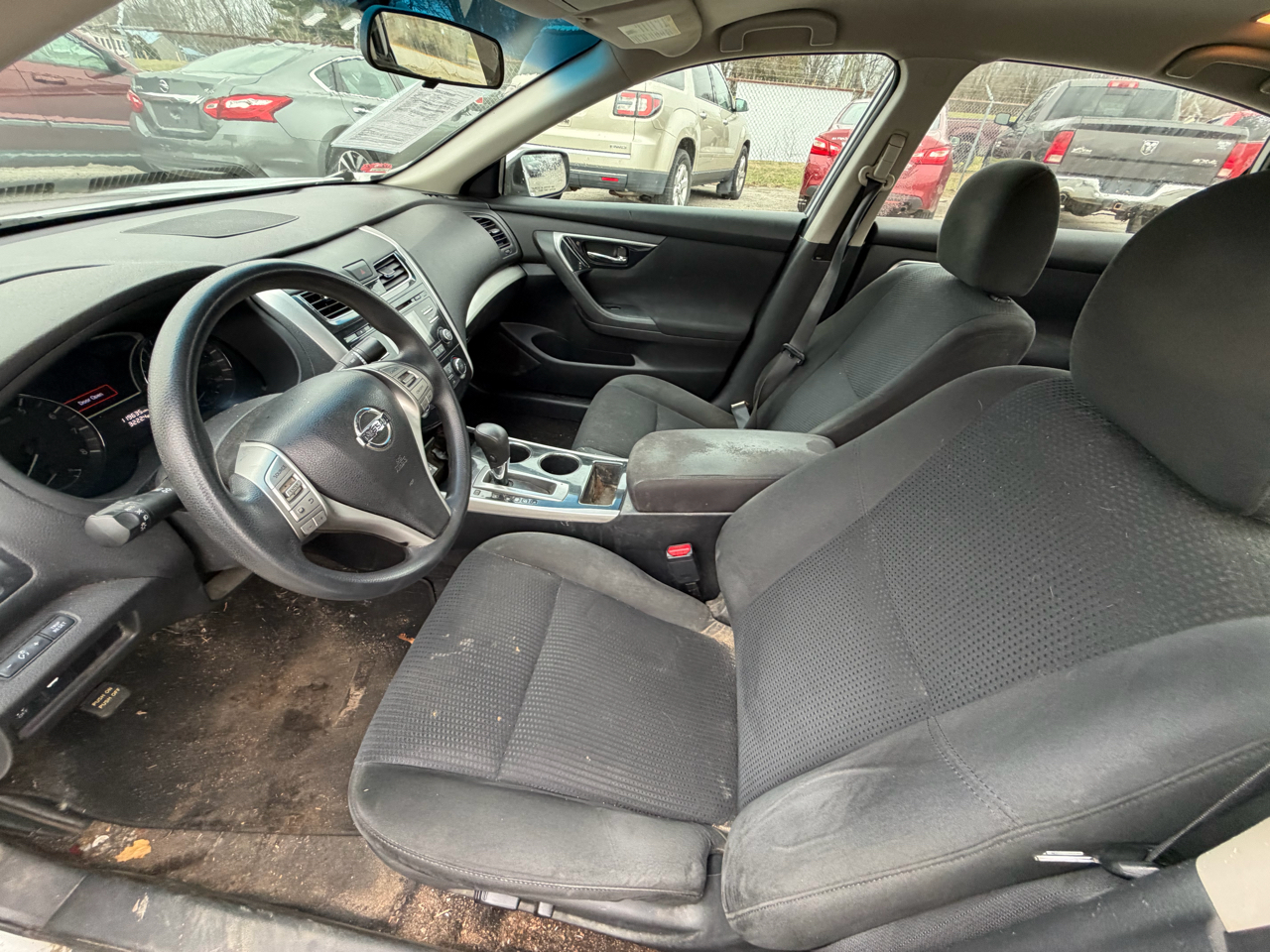 Nissan Altima 2.5 S 2014