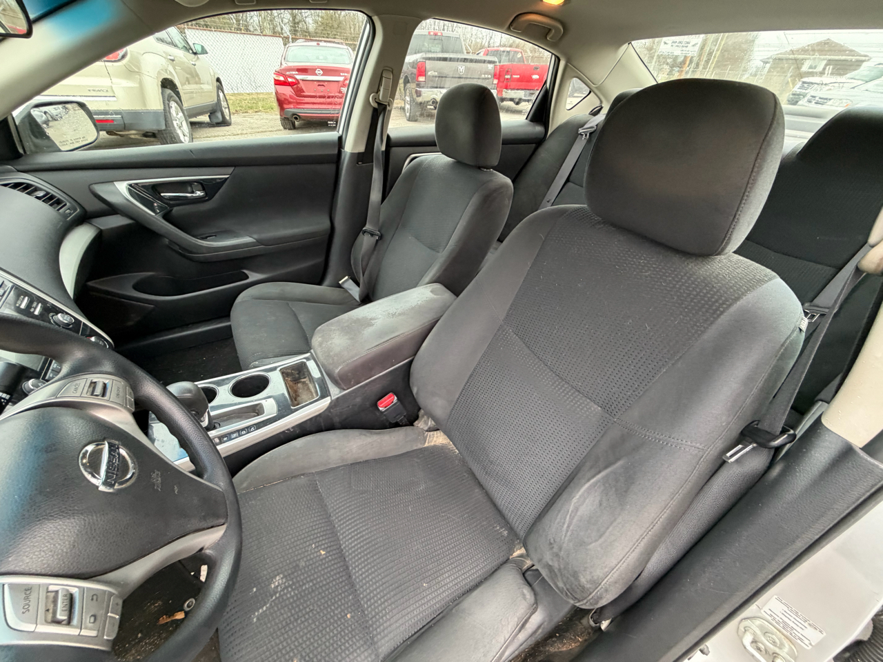 Nissan Altima 2.5 S 2014