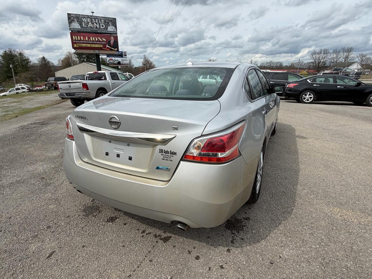 Nissan Altima 2.5 S 2014