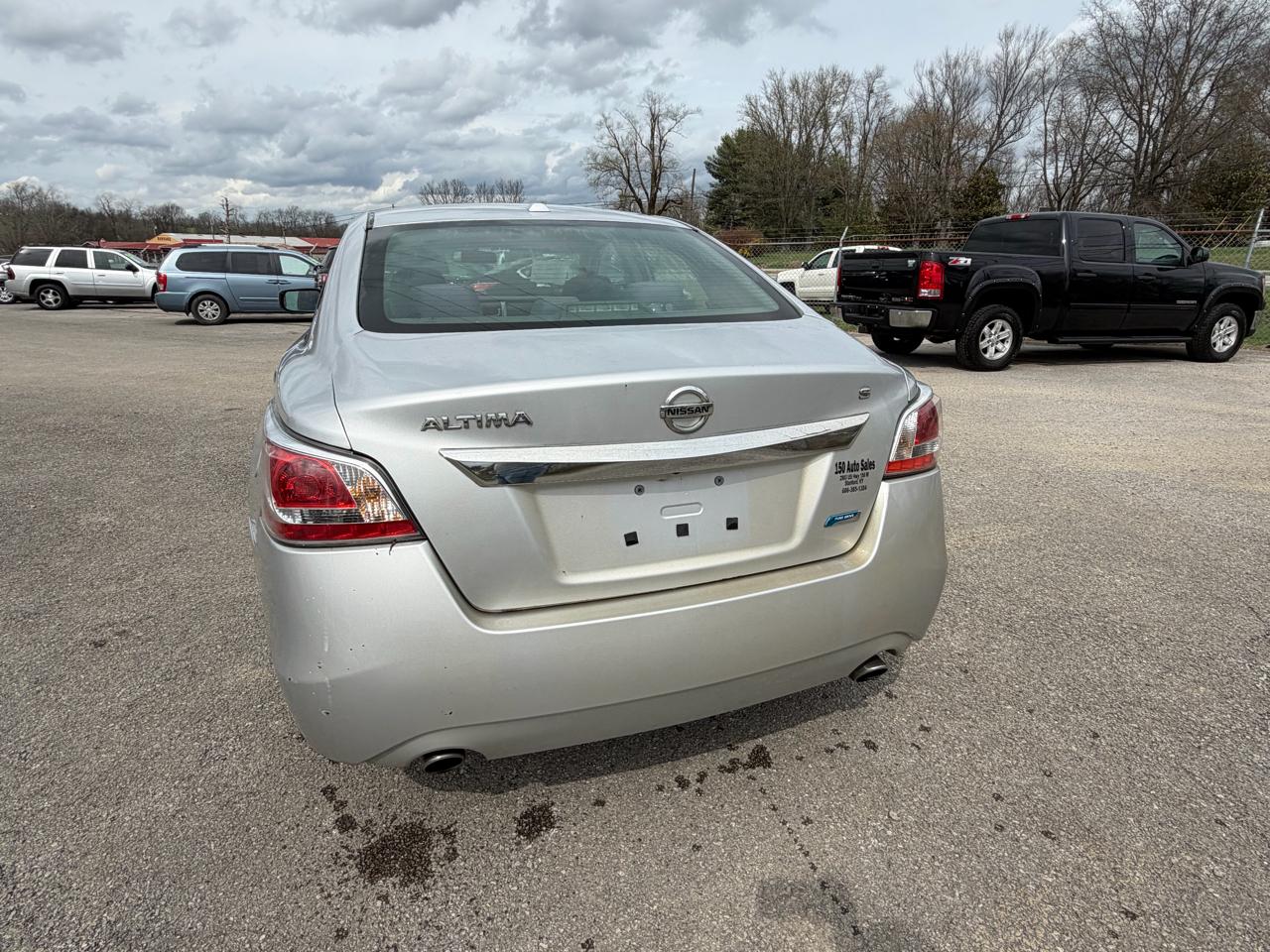 Nissan Altima 2.5 S 2014