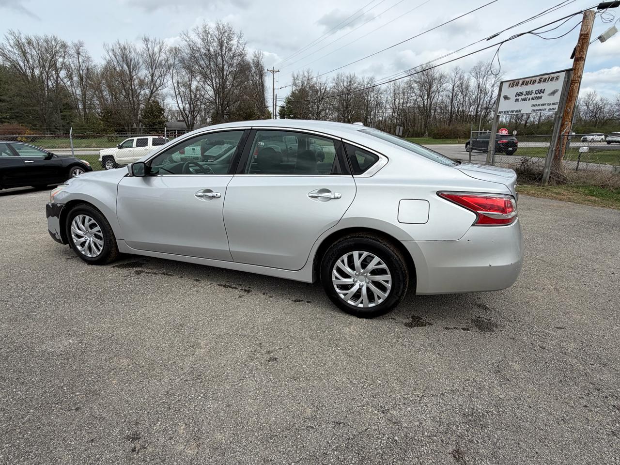 Nissan Altima 2.5 S 2014