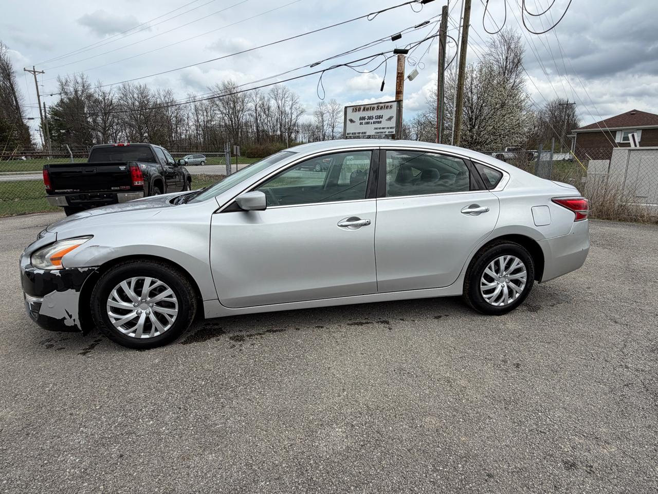 Nissan Altima 2.5 S 2014