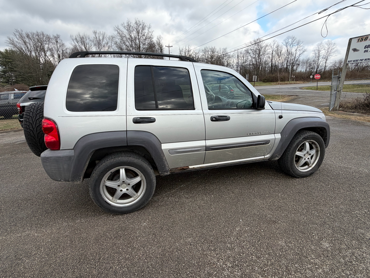 Jeep Liberty Sport 4WD 2002