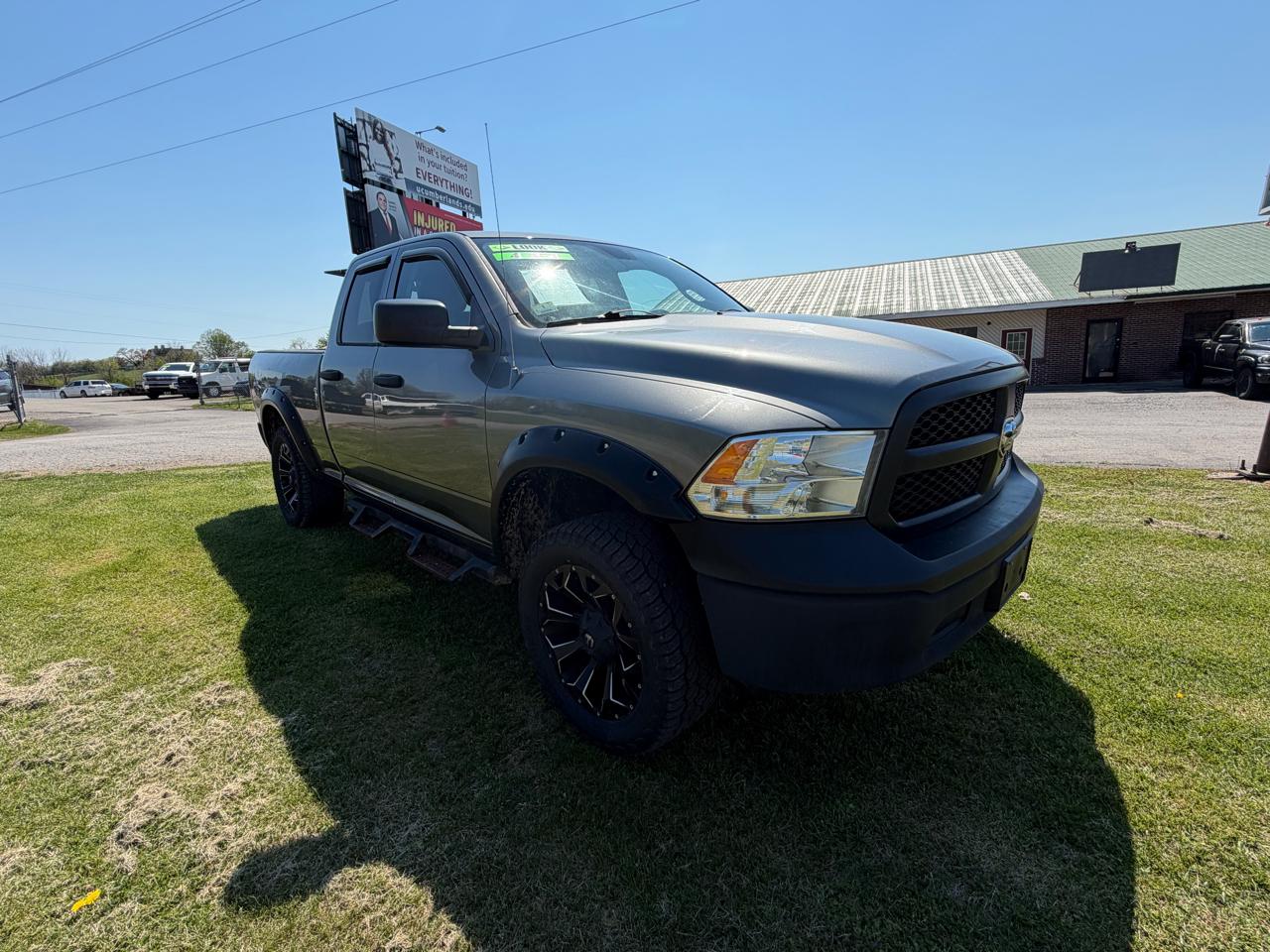 RAM 1500 Tradesman Quad Cab 4WD 2013
