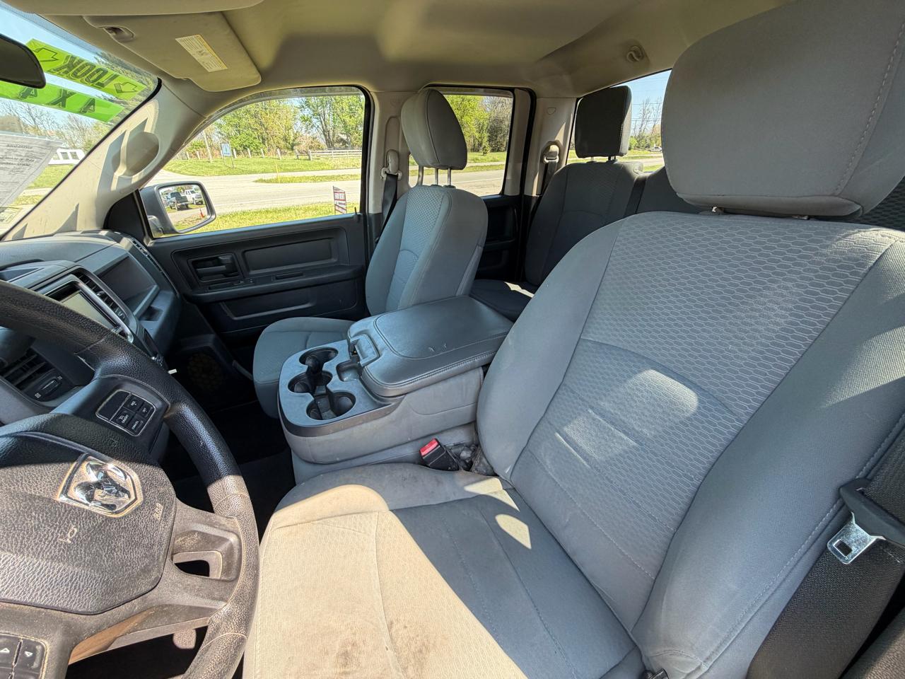 RAM 1500 Tradesman Quad Cab 4WD 2013