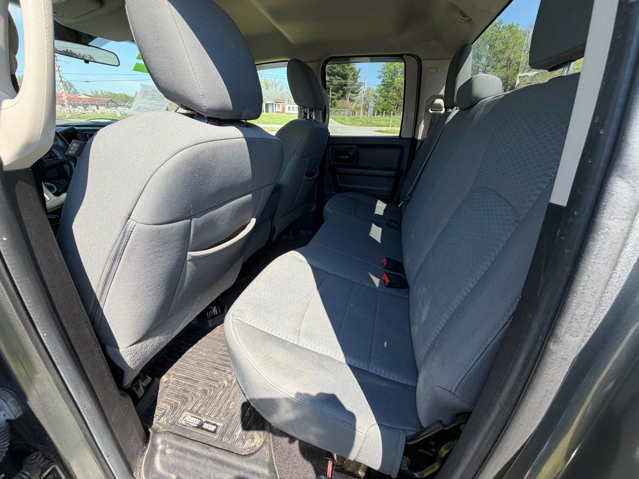 RAM 1500 Tradesman Quad Cab 4WD 2013