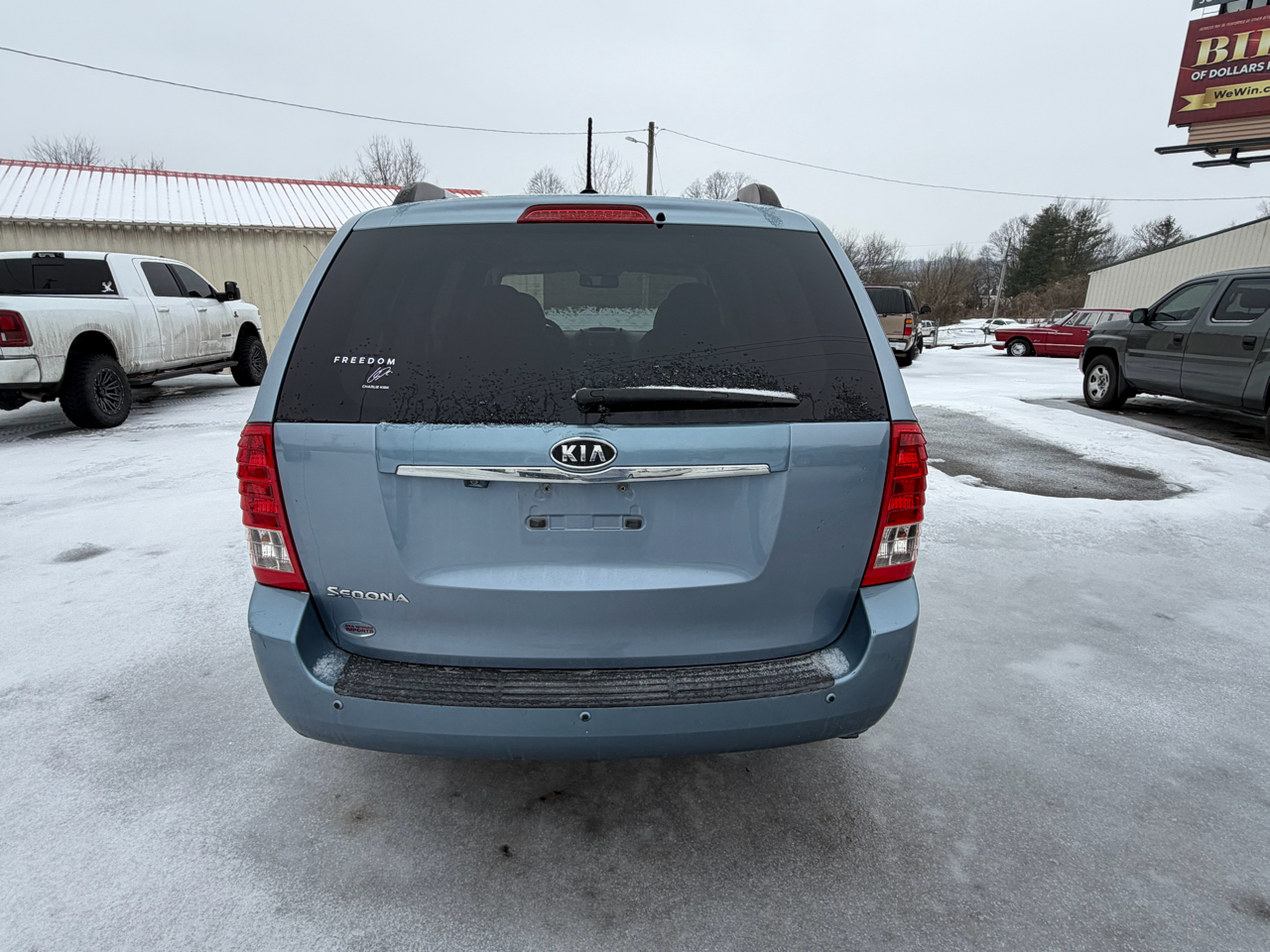 Kia Sedona LX 4D Wagon 2011