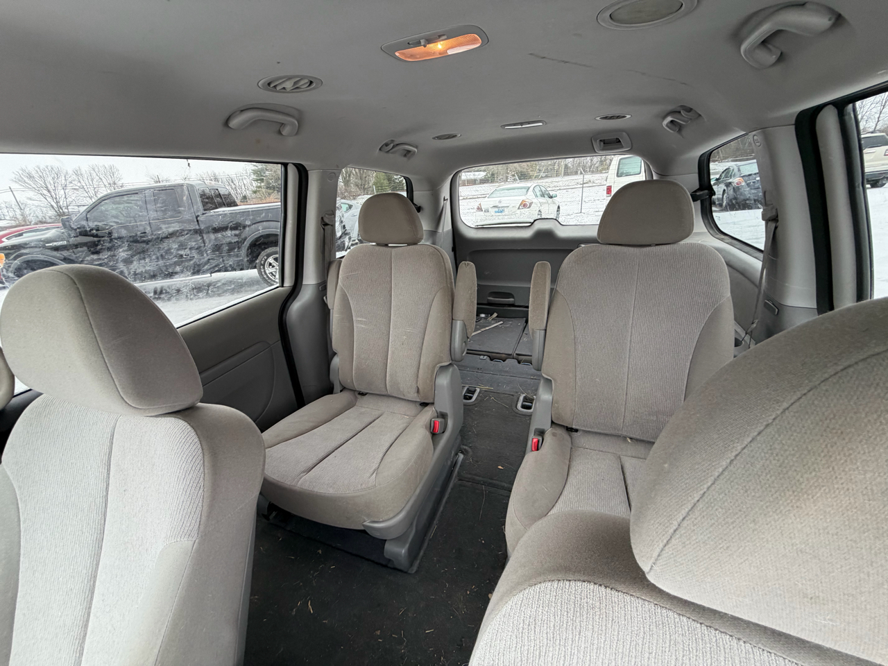 Kia Sedona LX 4D Wagon 2011