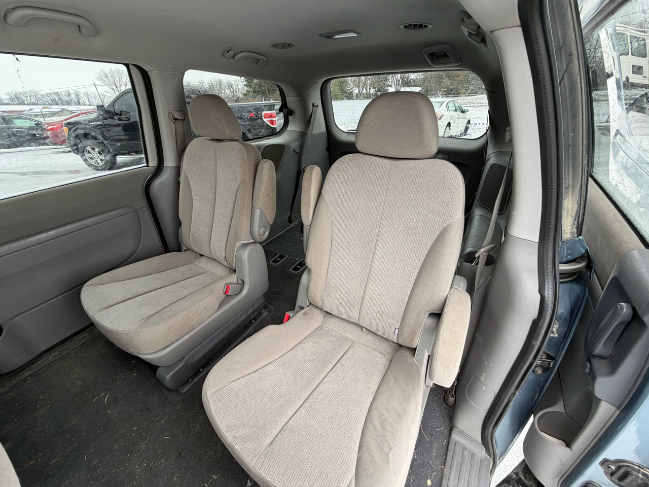 Kia Sedona LX 4D Wagon 2011