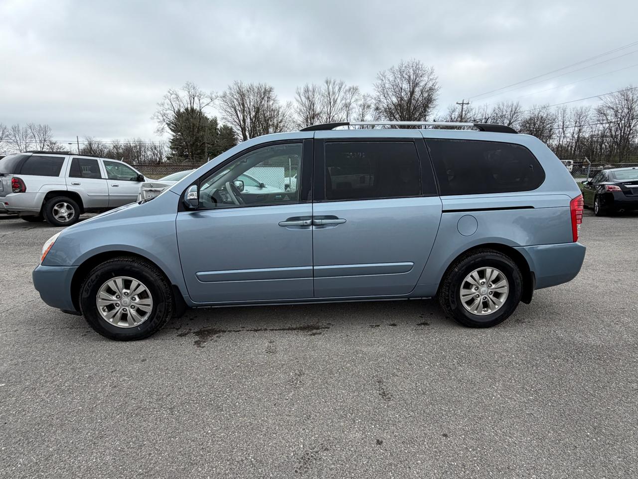 Kia Sedona LX 4D Wagon 2011