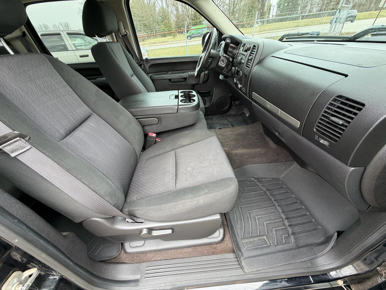 GMC Sierra 1500 SLE Crew Cab 4WD 2013