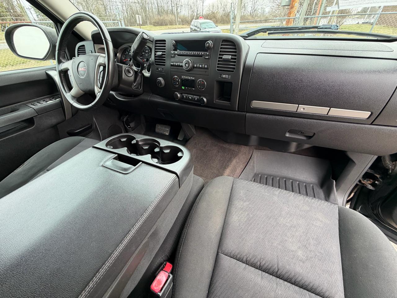 GMC Sierra 1500 SLE Crew Cab 4WD 2013