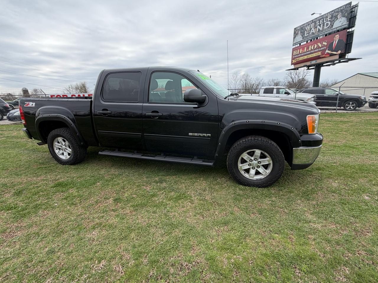 GMC Sierra 1500 SLE Crew Cab 4WD 2013