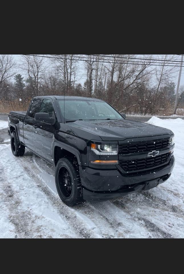 Chevrolet Silverado 1500 Custom Double Cab 4WD 2017