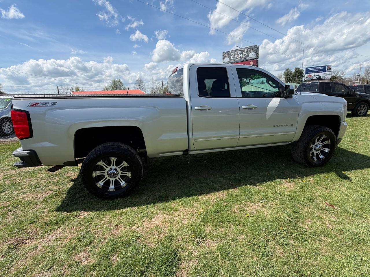 Chevrolet Silverado 1500 LT Double Cab 4WD 2016