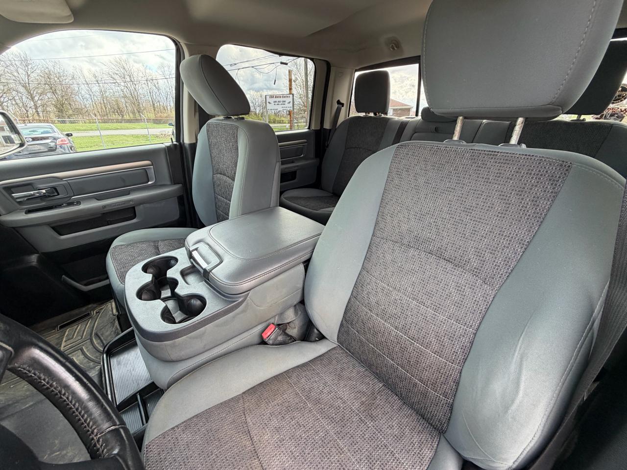 RAM 1500 Big Horn Crew Cab 4WD 2014