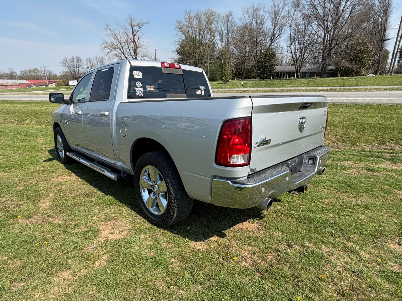 RAM 1500 Big Horn Crew Cab 4WD 2014
