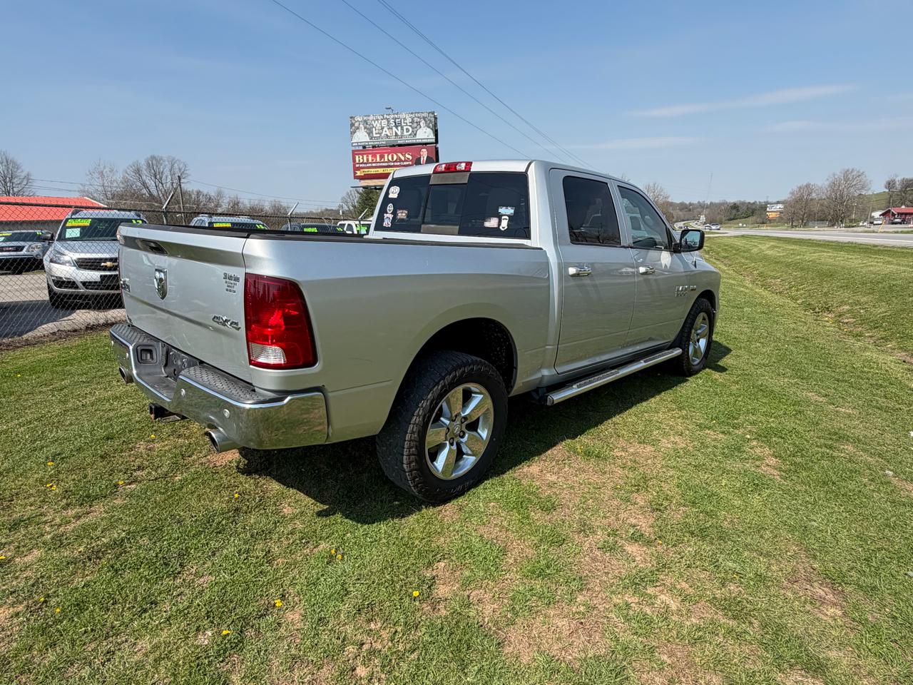 RAM 1500 Big Horn Crew Cab 4WD 2014