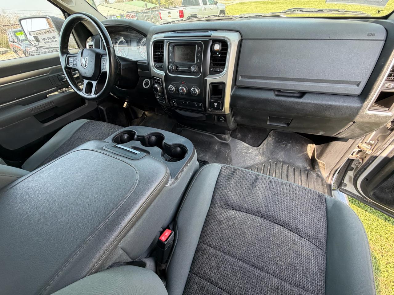 RAM 1500 Big Horn Crew Cab 4WD 2014