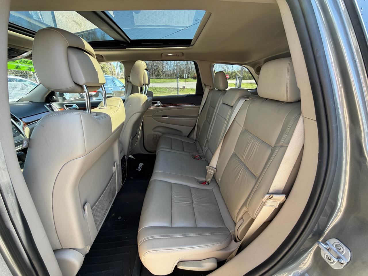 Jeep Grand Cherokee Limited 4WD 2011