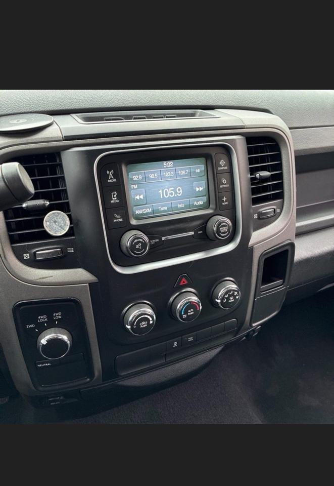 RAM 1500 ST Quad Cab 4WD 2014