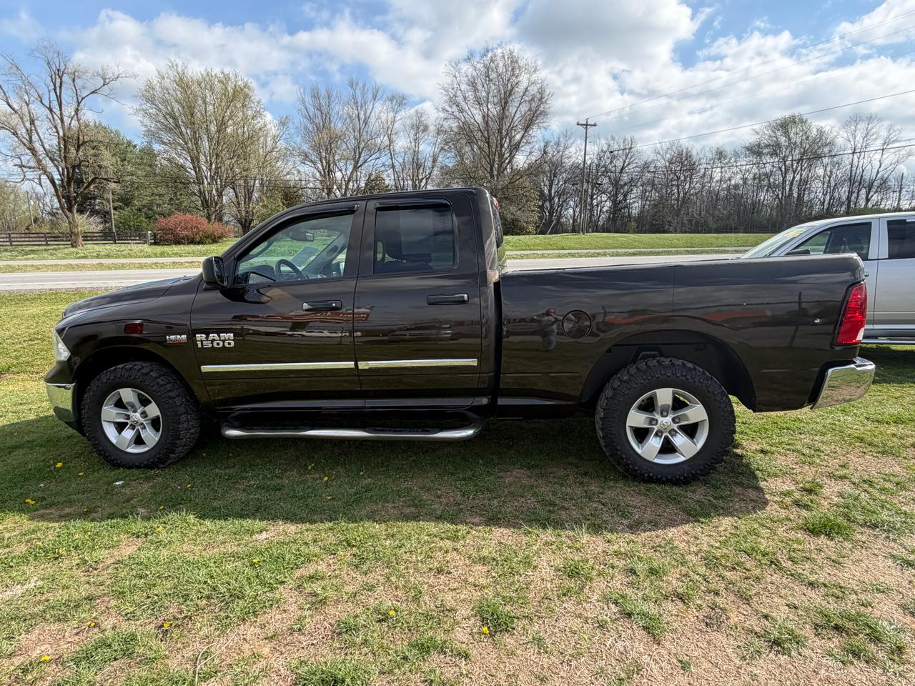 RAM 1500 ST Quad Cab 4WD 2014