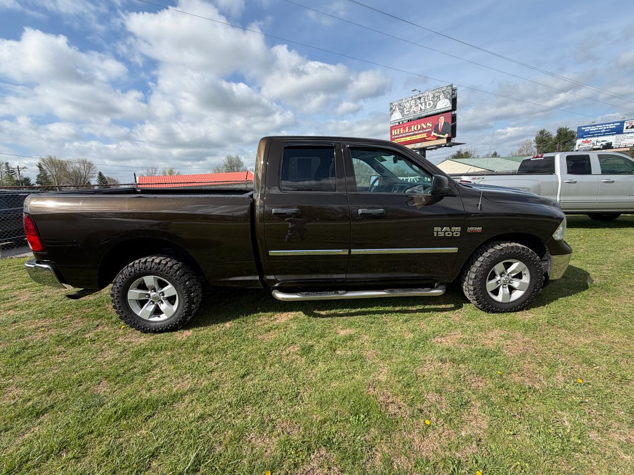RAM 1500 ST Quad Cab 4WD 2014