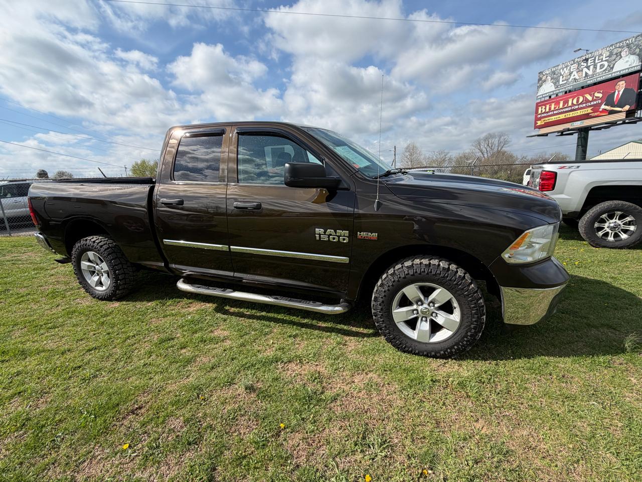 RAM 1500 ST Quad Cab 4WD 2014