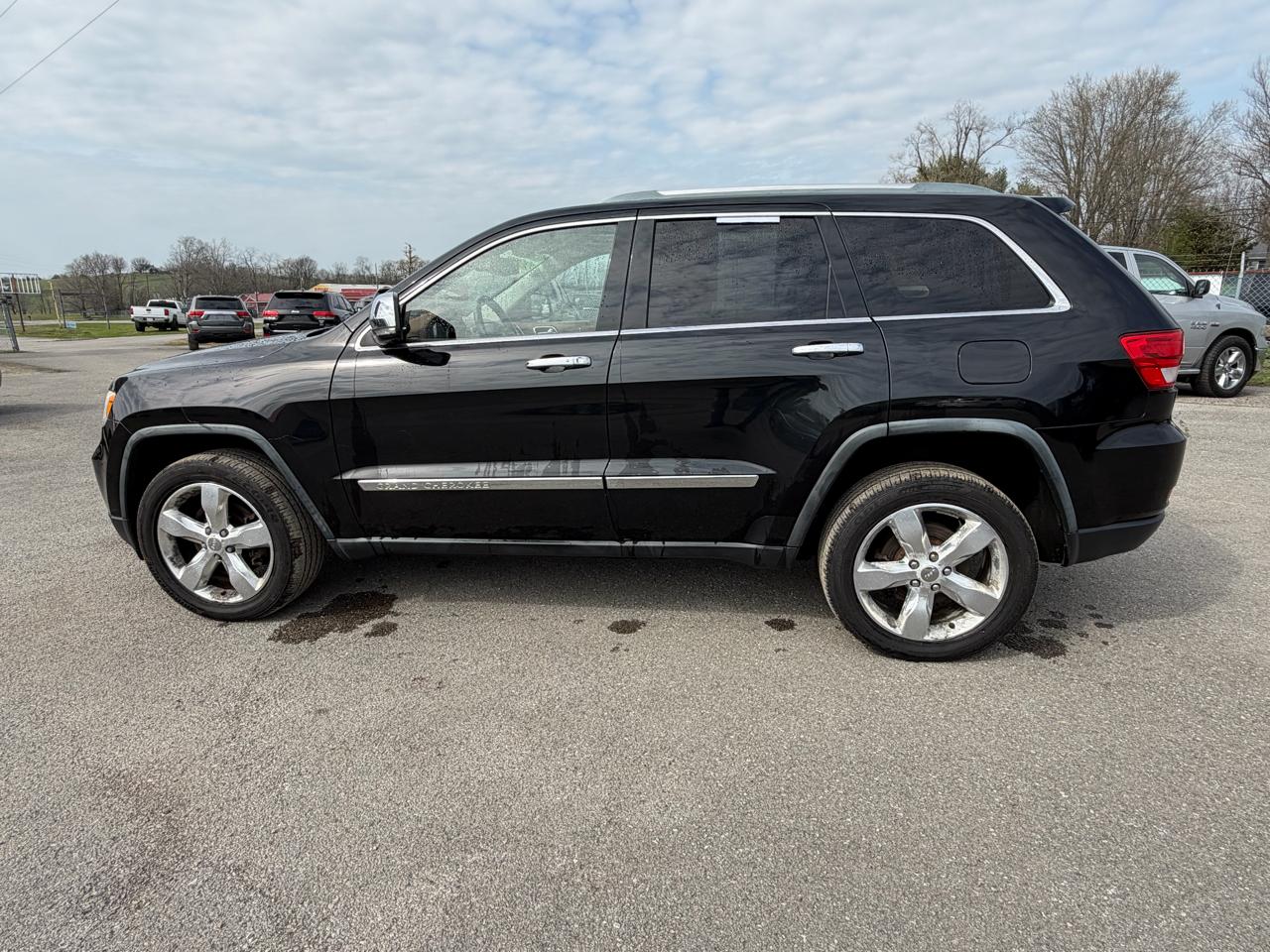 Jeep Grand Cherokee 4WD 4dr Overland Summit 2012